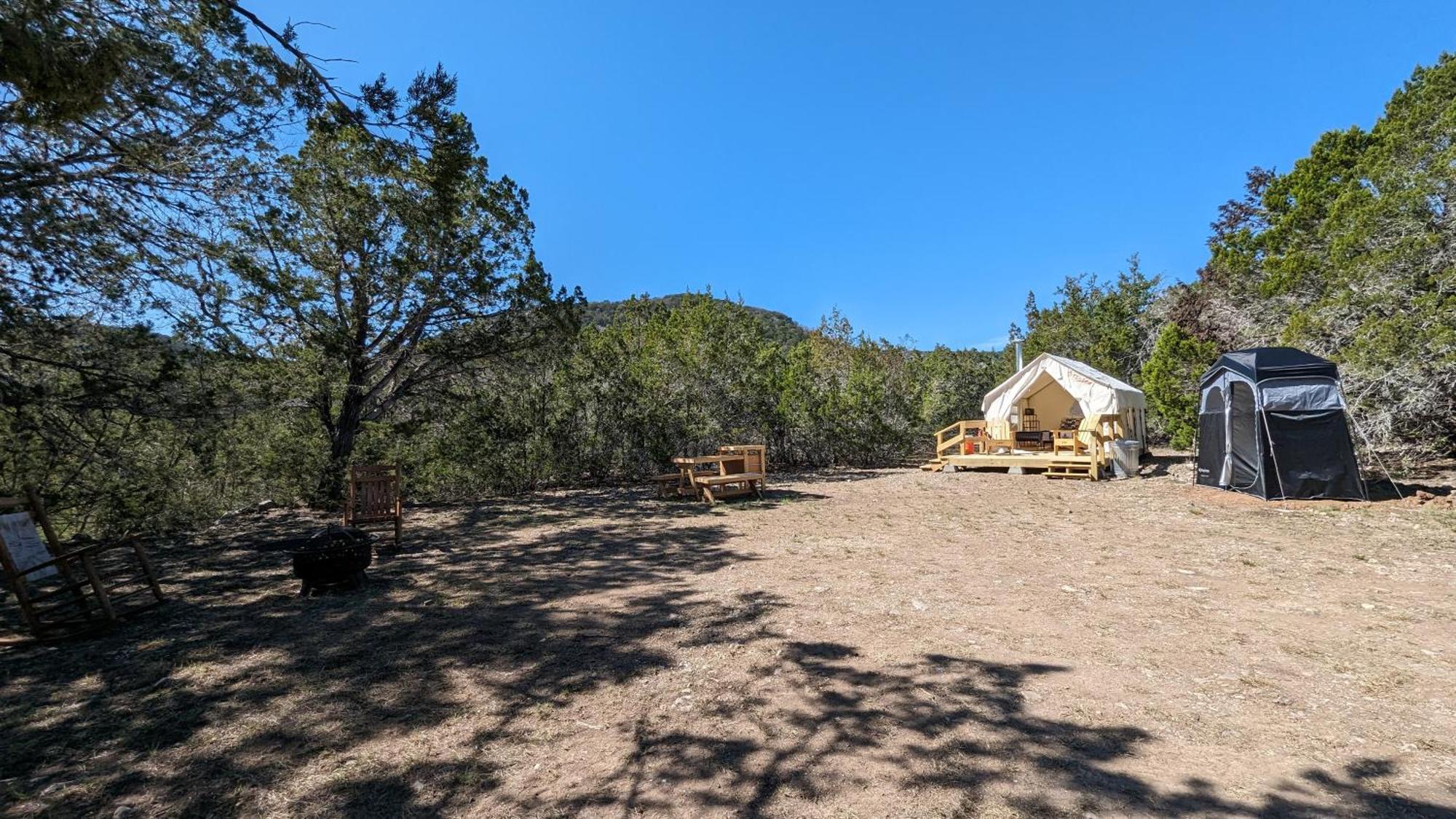 A Peace Of Heaven Cabins And Rv Vanderpool Экстерьер фото